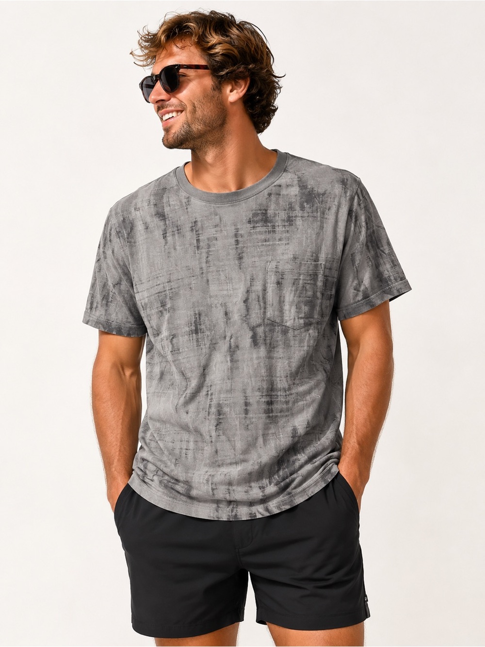 Men's Short Sleeve Crewneck Tee in Gray Wash